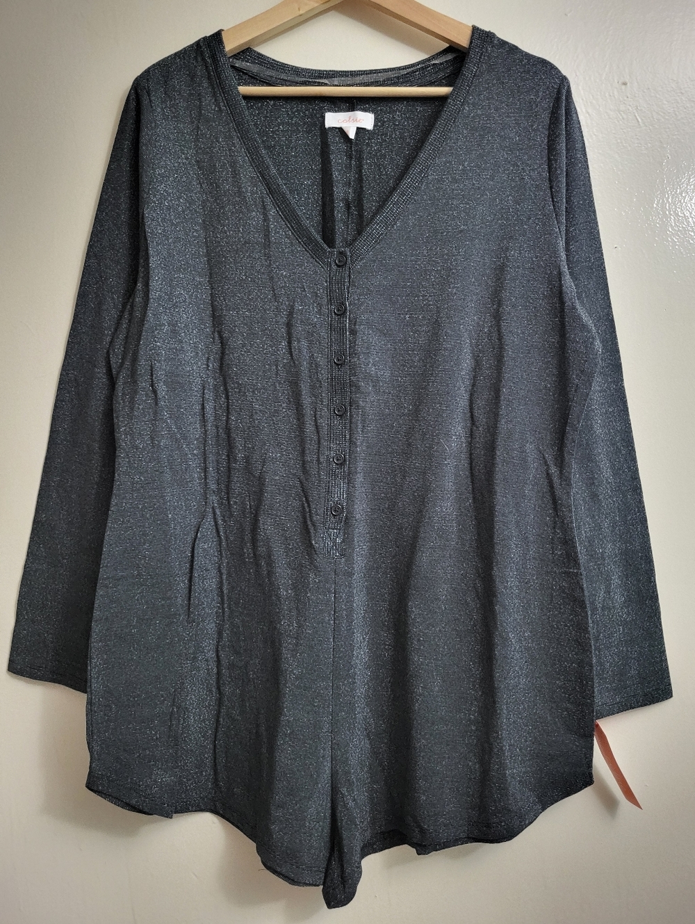 Colsie Women's Shimmery Black V-Neck Button Front Romper